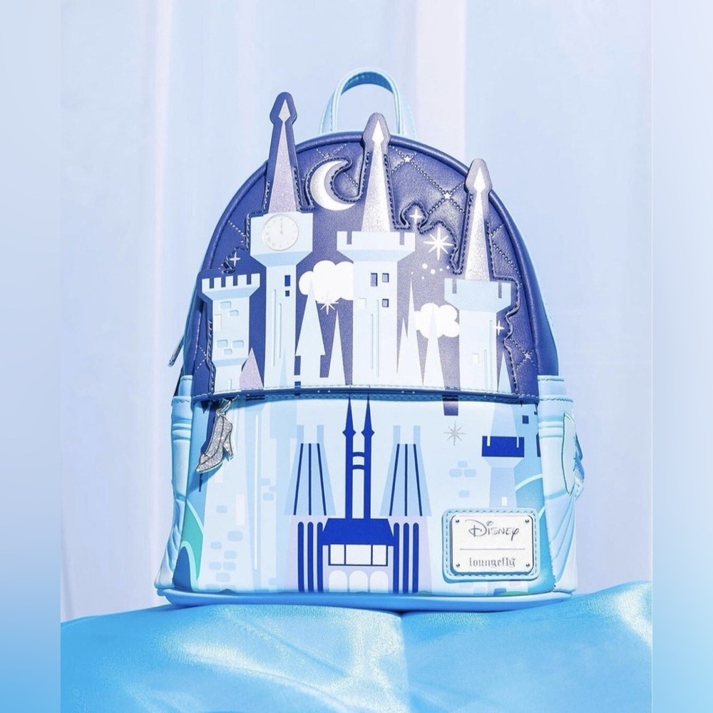 Loungefly Cinderella Castle Glow Mini Backpack NWOT - Picture 11 of 12